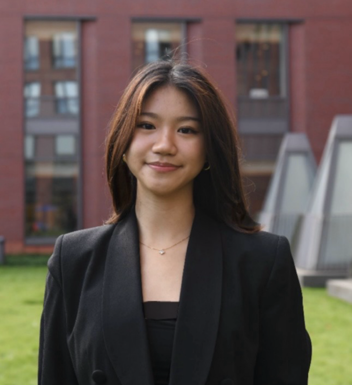 Grace Li Headshot - Grace Li.png